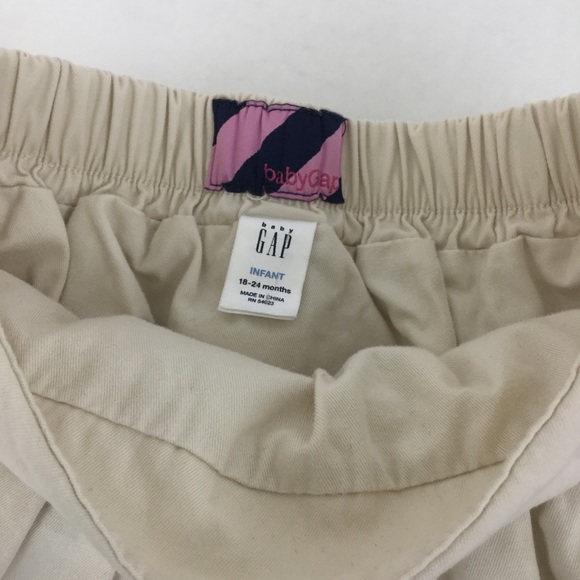 Girl’s Gap Pleated Skirt - Picture 4 of 4